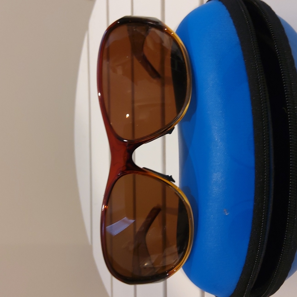 Costa del Mar Amber Lens Sunglasses DAPHNES model